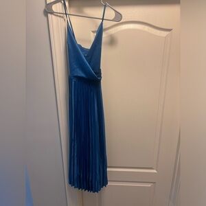 Brand New Halara V Neck Backless Lace Up Midi Dress